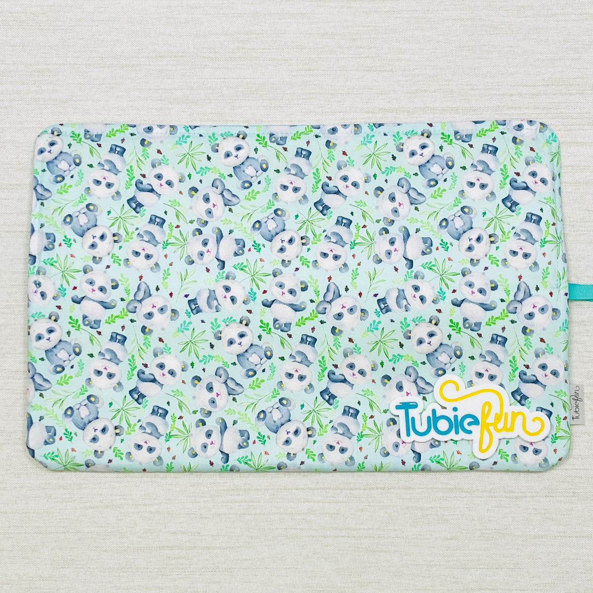 Syringe Roll - Pandas on Green