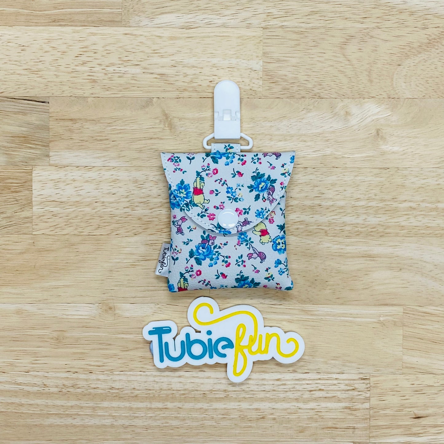 Tubing Pouch - Poooh, Friends and Flowers