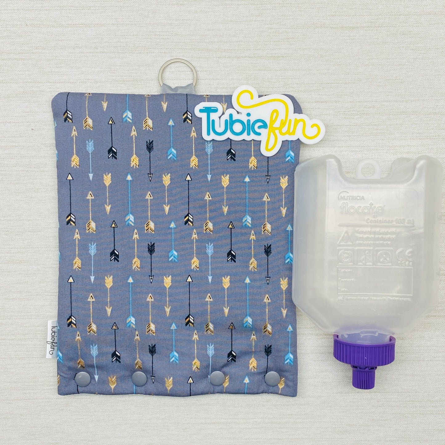 Insulated Milk Bag Suitable for 500ml Flocare Bottle in - Arrows on Grey