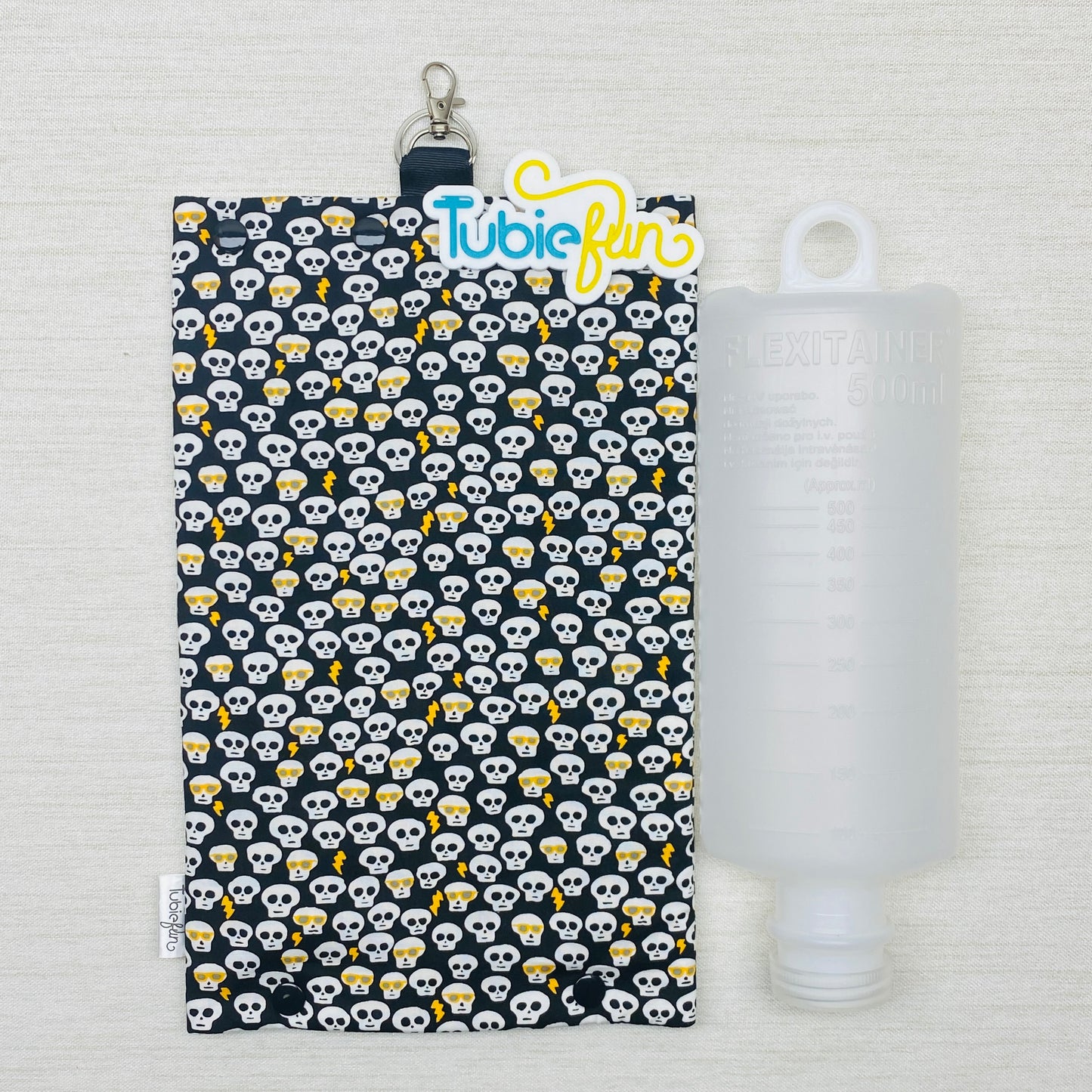 Insulated Milk Bag Suitable for 1L Flocare and 500ml Flexitaners - Skulls on Black