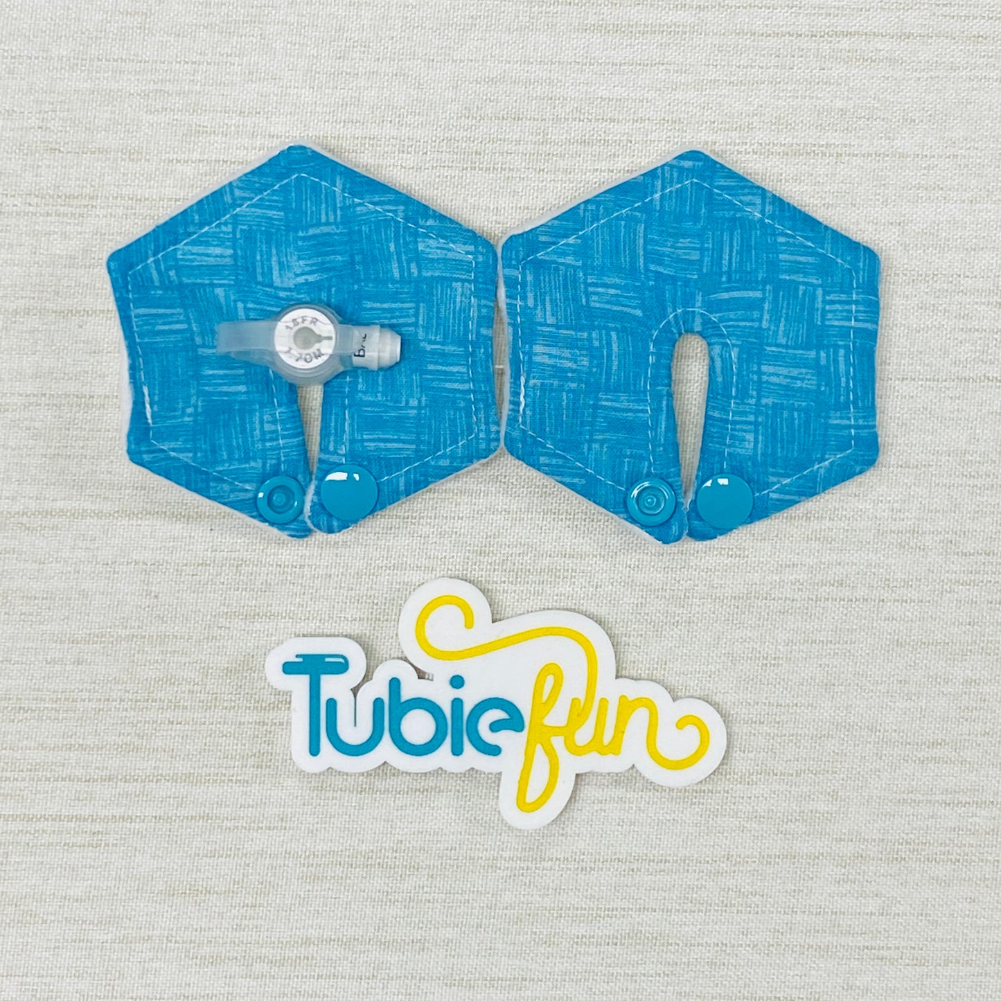 Hexagon G-Tube Button Pad Cover - White Weave on Blue