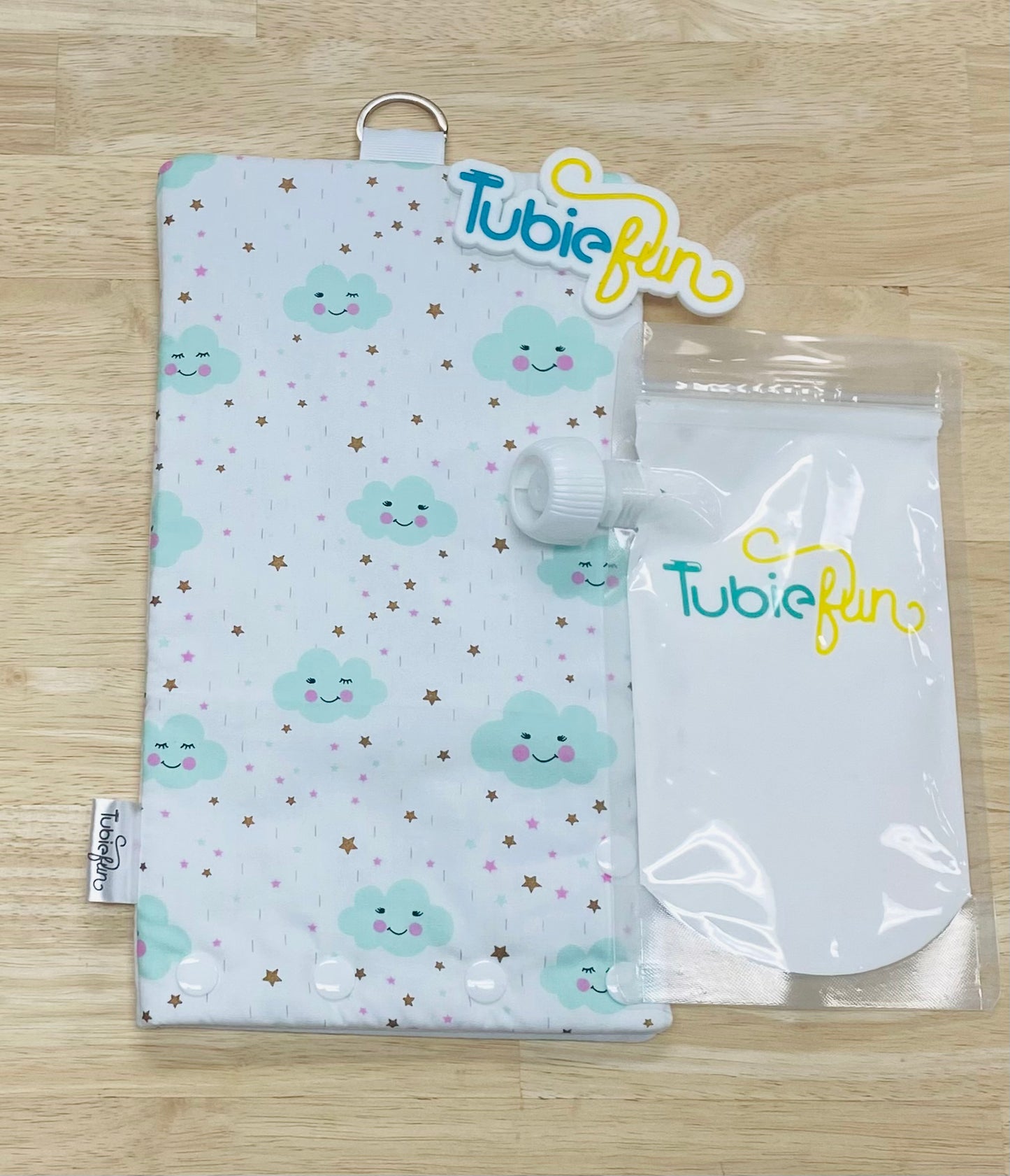 Insulated Milk Bag Suitable for Tubie Fun 500ml Reusable Pouches - Happy Clouds